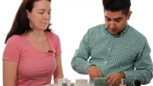 Ono kad momci šminkaju devojke!