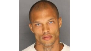 Najlepši kriminalac zaludeo žene širom sveta!