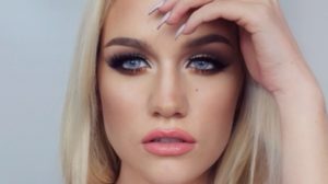 Umetnost šminkanja: Samantha Ravndahl