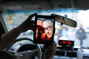 Ovako je Tom Hanks iznenadio taksistu