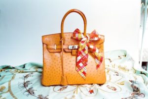 Ovako izgleda unikatna Hermes tašna Kim Kardashian!