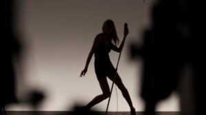 Heidi Klum kao pevačica u novoj reklami