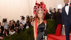 Sara Džesika Parker u HM haljini na Met Gala 2015