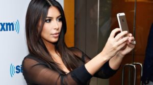 Pseća dvojnica Kim Kardashian!