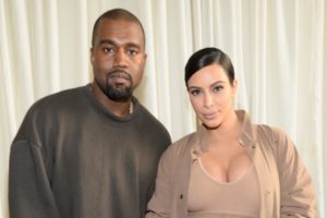 Kim Kardashian će se poroditi..kad?!