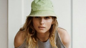 Andreja Pejić u kuhinji
