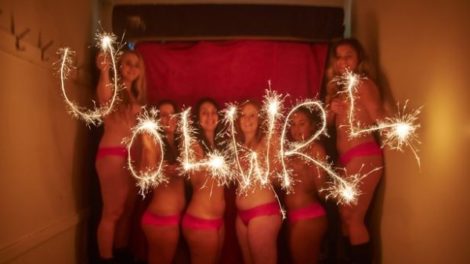 Goli kalendar ženskog ragbi tima