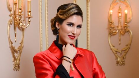 Žena inspiracija – Lava