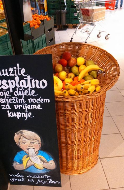 besplatno-voće-za-decu-u-supermarketima-v1