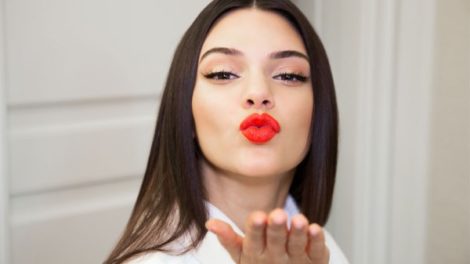 Kendall Jenner tuži kozmetičku kuću zbog lažne reklame!