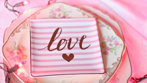 Vodič za Dan zaljubljenih: uradi sama pokloni u minut do