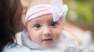 Nošenje beba – metoda koja dobija zeleno svetlo